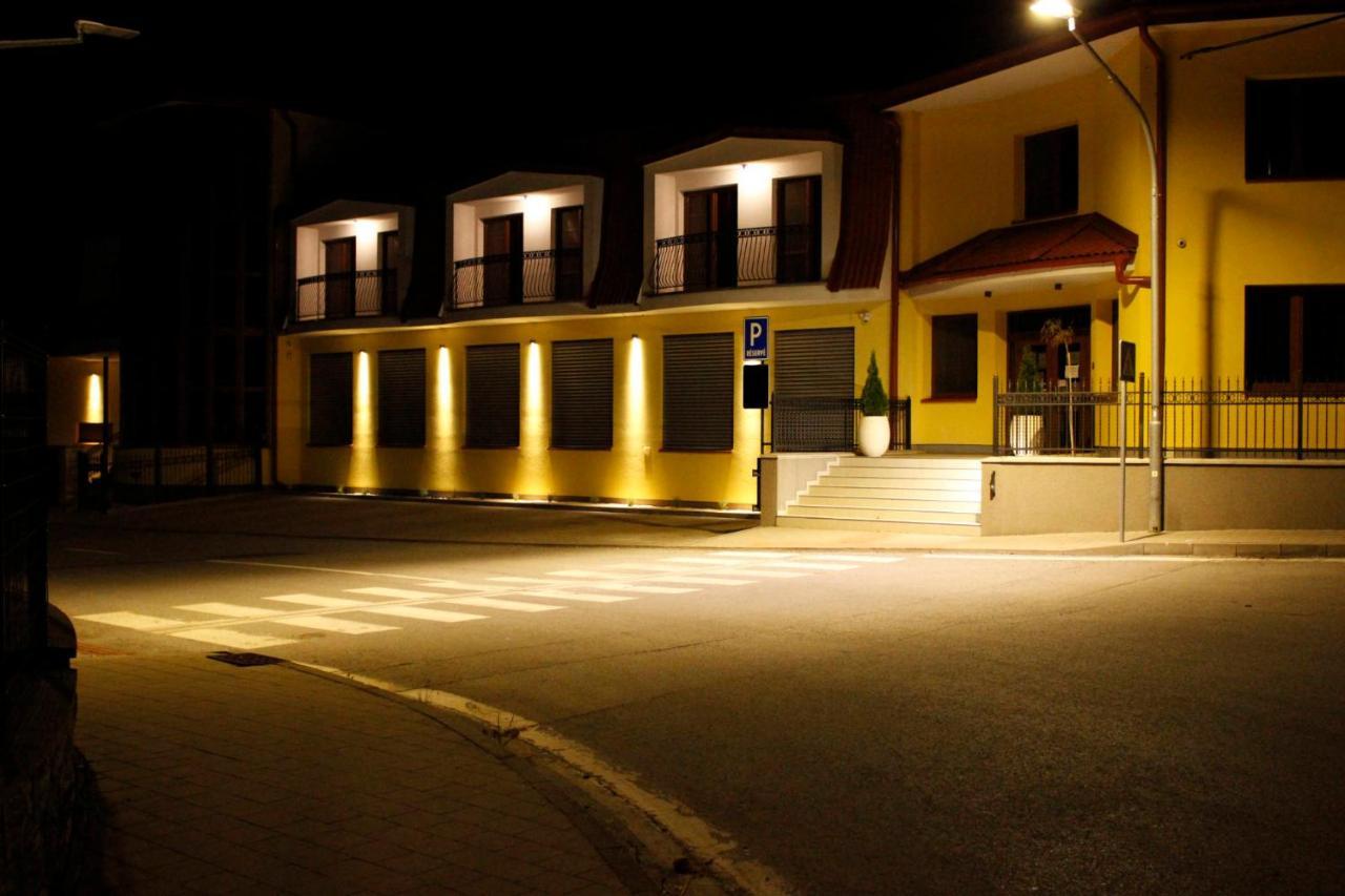 Apartman Richelieu Bardejov Exterior photo